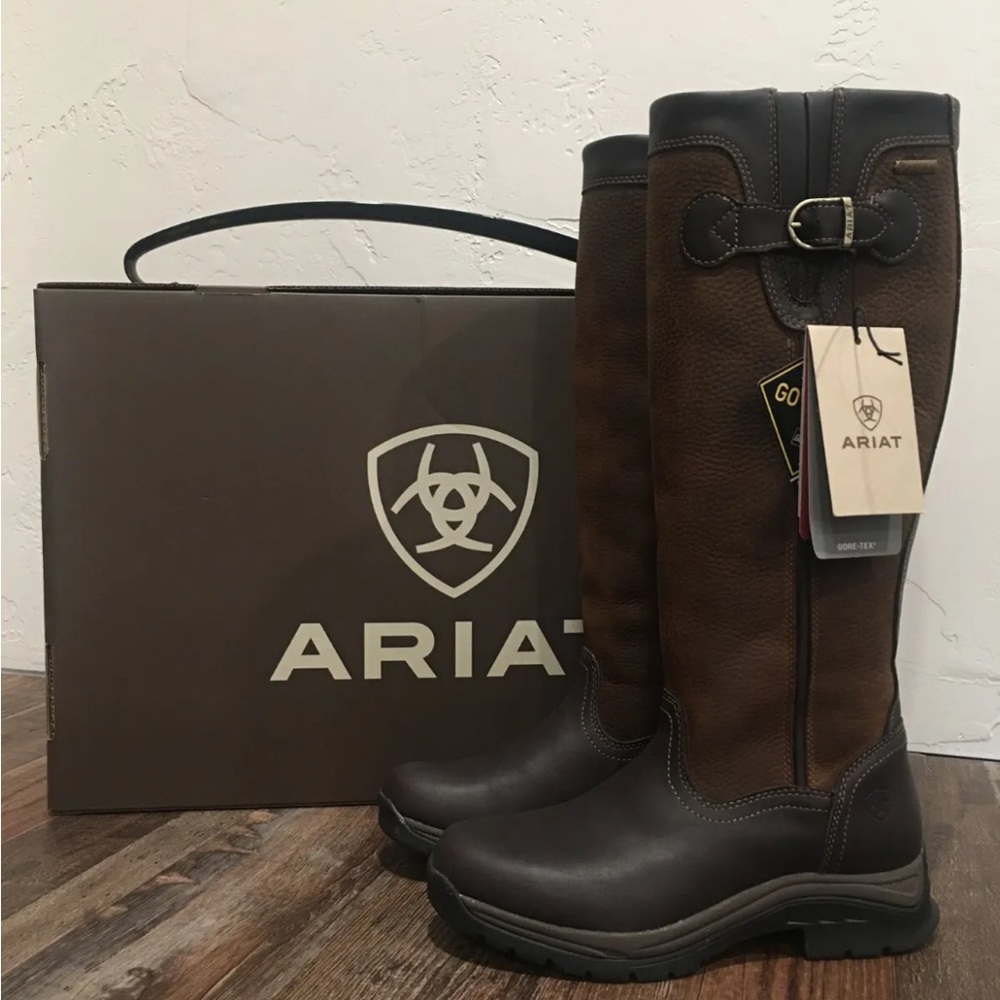 Ariat Belford GTX Women’s boot size 7.5 Medium Width, regular calf.